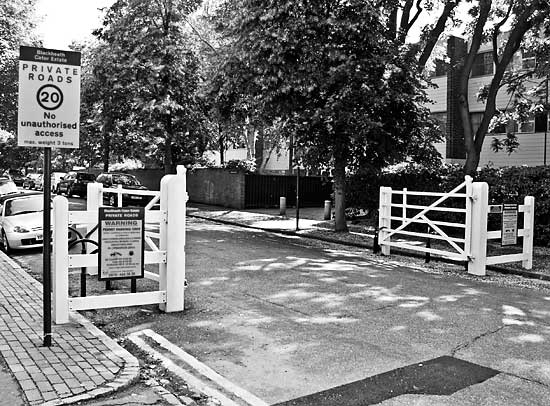 gate, Blackheath Park